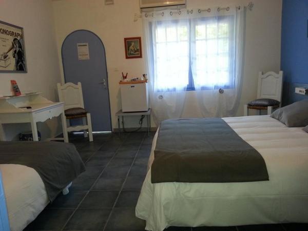 Motel La Croque Sel Каркассон Экстерьер фото
